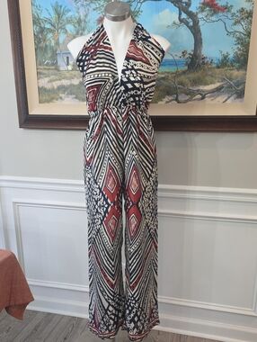Sleeveless Halter Geometric Print Jumpsuit in Black, White & Red